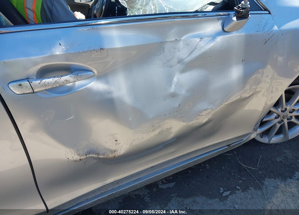2013 LEXUS CT 200H VIN: JTHKD5BH3D2172318