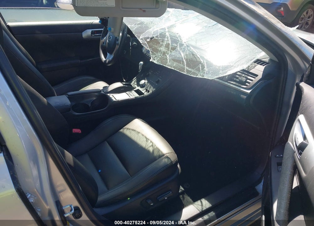 2013 LEXUS CT 200H VIN: JTHKD5BH3D2172318