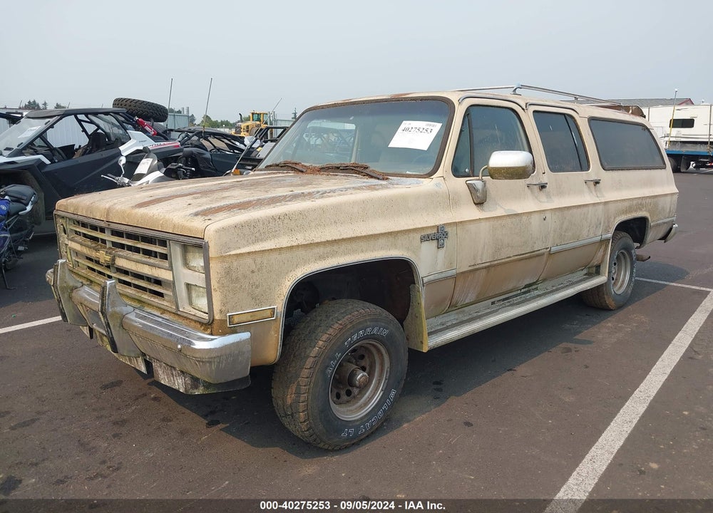 1988 CHEVROLET SUBURBAN V10 VIN: 1GNEV16K8JF180596