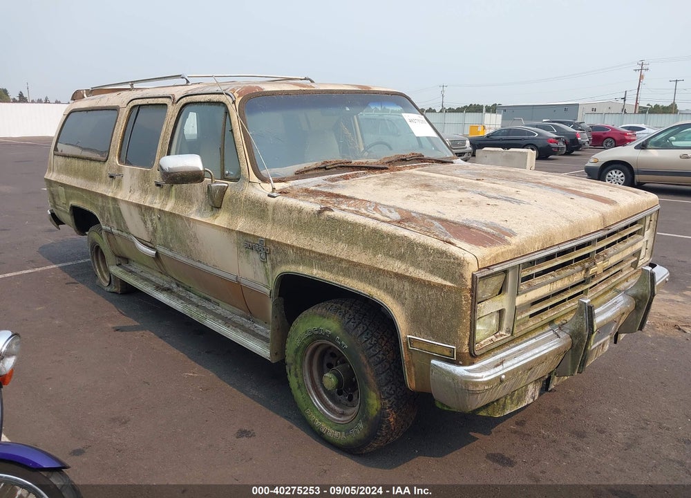 1988 CHEVROLET SUBURBAN V10 VIN: 1GNEV16K8JF180596