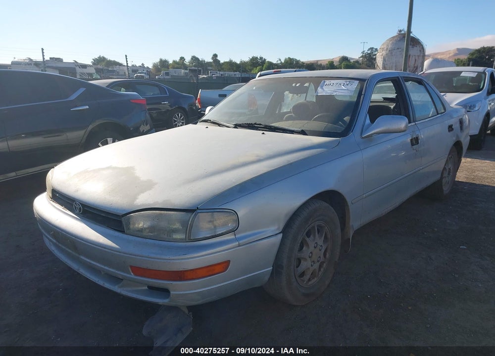 1992 TOYOTA CAMRY XLE VIN: JT2SK13E2N0086007
