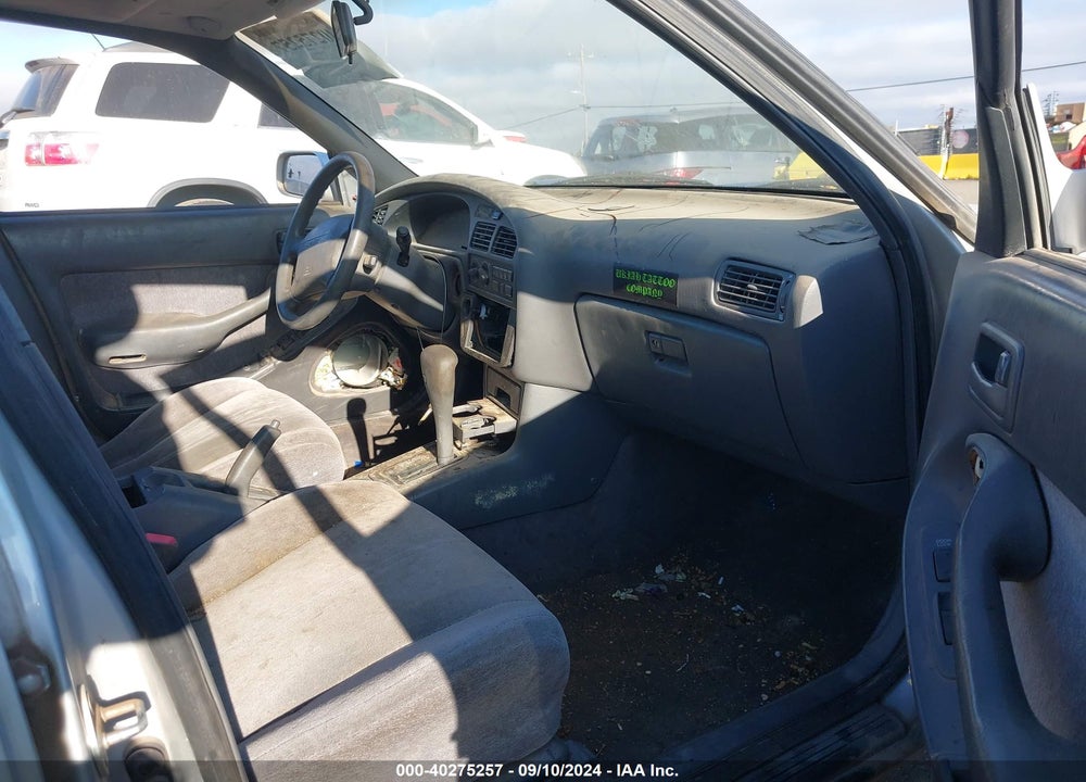 1992 TOYOTA CAMRY XLE VIN: JT2SK13E2N0086007