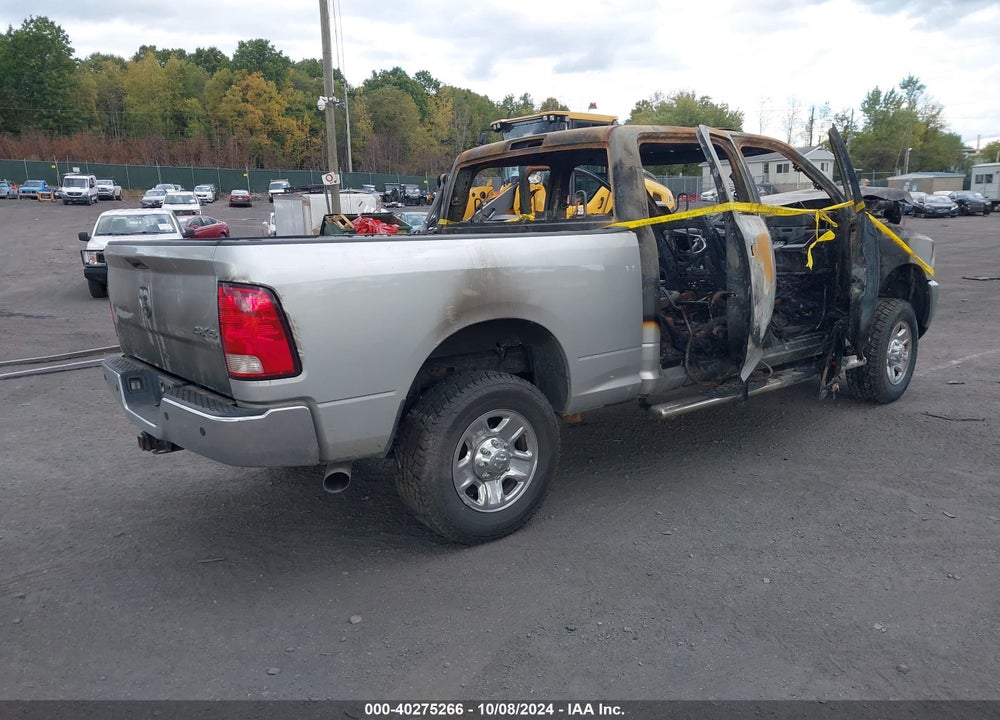 2016 RAM 2500 TRADESMAN VIN: 3C6UR5CL7GG311030