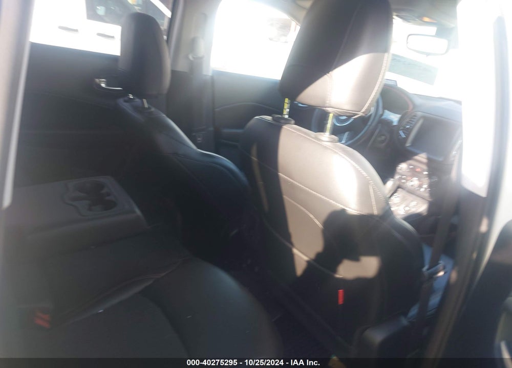 2019 JEEP COMPASS TRAILHAWK 4X4 VIN: 3C4NJDDB4KT660571