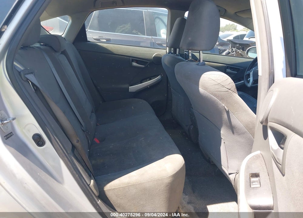 2011 TOYOTA PRIUS THREE VIN: JTDKN3DU8B1364916