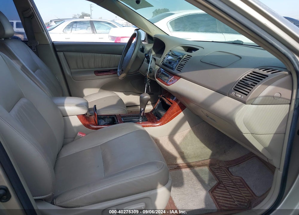 2005 TOYOTA CAMRY XLE V6 VIN: JTDBF32K950166743