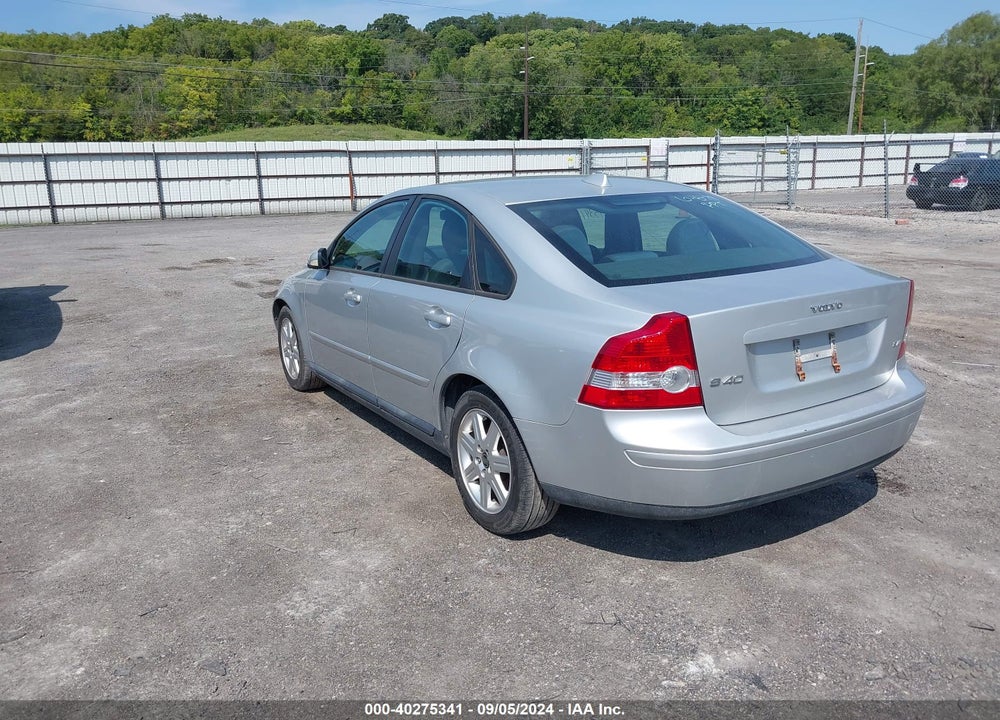 2005 VOLVO S40 2.4I VIN: YV1MS382252103638