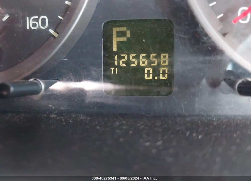 2005 VOLVO S40 2.4I VIN: YV1MS382252103638