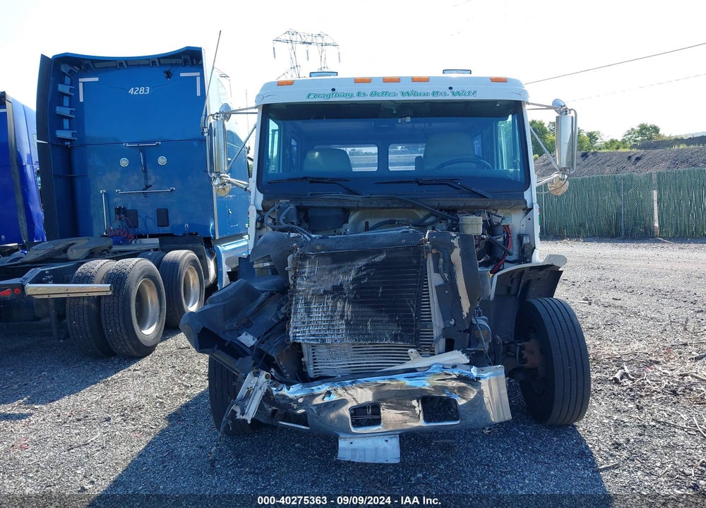 2000 FREIGHTLINER FL60 FL60 VIN: 1FV3GJBC3YH960906