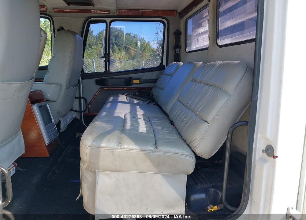2000 FREIGHTLINER FL60 FL60 VIN: 1FV3GJBC3YH960906