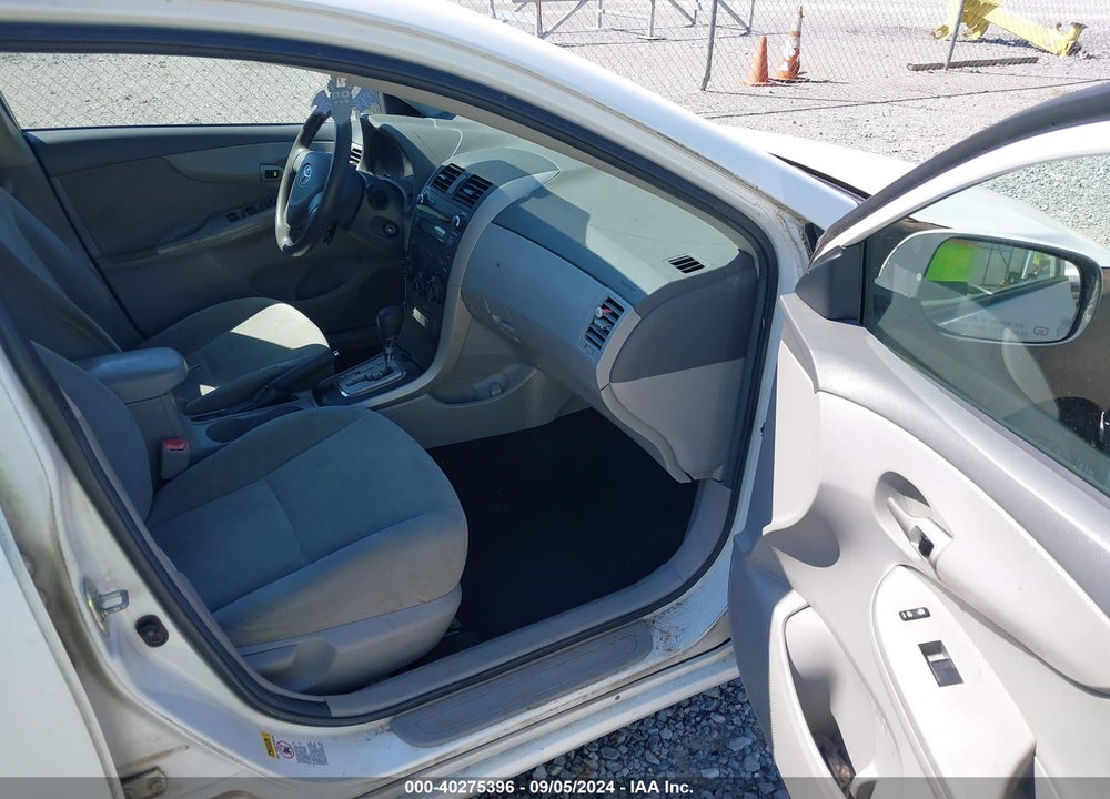 2010 TOYOTA COROLLA LE VIN: 2T1BU4EE0AC348784