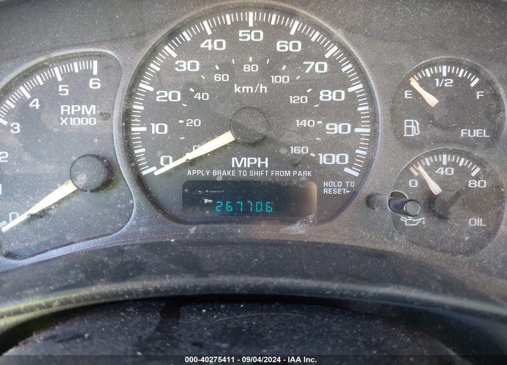2002 CHEVROLET TAHOE LT VIN: 1GNEK13Z62R149227