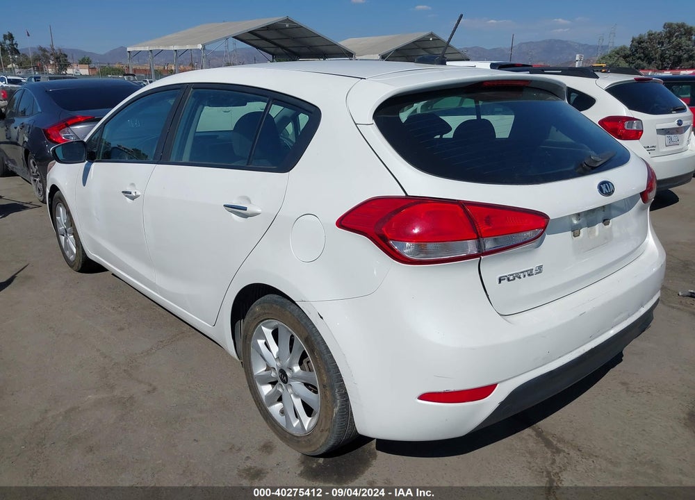 2017 KIA FORTE LX VIN: KNAFK5A80H5679866