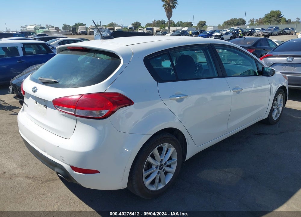2017 KIA FORTE LX VIN: KNAFK5A80H5679866