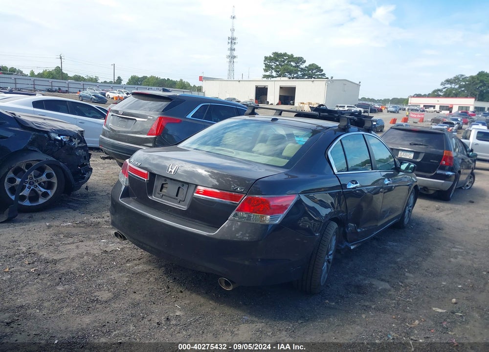2011 HONDA ACCORD 3.5 EX-L VIN: 1HGCP3F88BA010555
