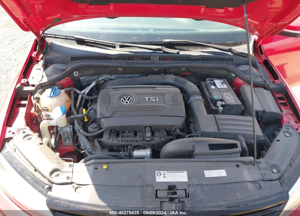 2014 VOLKSWAGEN JETTA 1.8T SE VIN: 3VWD17AJ9EM425944