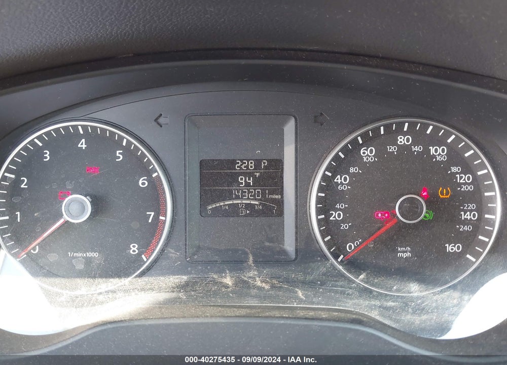 2014 VOLKSWAGEN JETTA 1.8T SE VIN: 3VWD17AJ9EM425944
