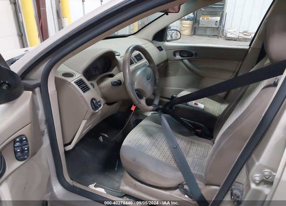 2007 FORD FOCUS S/SE/SES VIN: 1FAHP34N77W139108