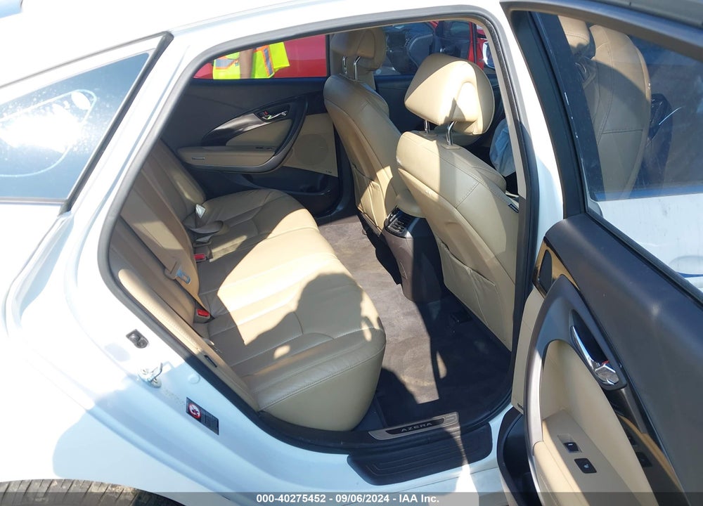 2015 HYUNDAI AZERA VIN: KMHFG4JG2FA439868