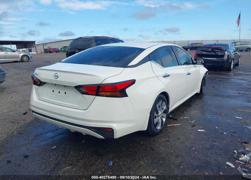 2022 NISSAN ALTIMA S FWD VIN: 1N4BL4BV0NN300590