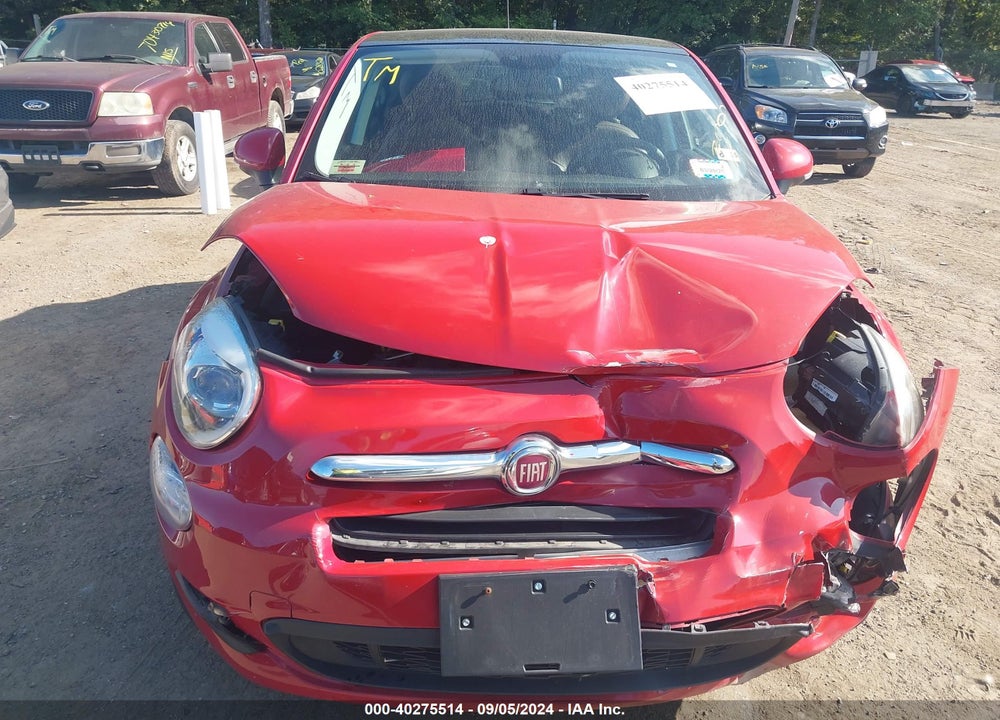 2018 FIAT 500X LOUNGE FWD VIN: ZFBCFXDB4JP638330