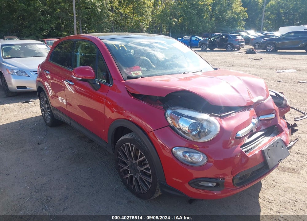 2018 FIAT 500X LOUNGE FWD VIN: ZFBCFXDB4JP638330