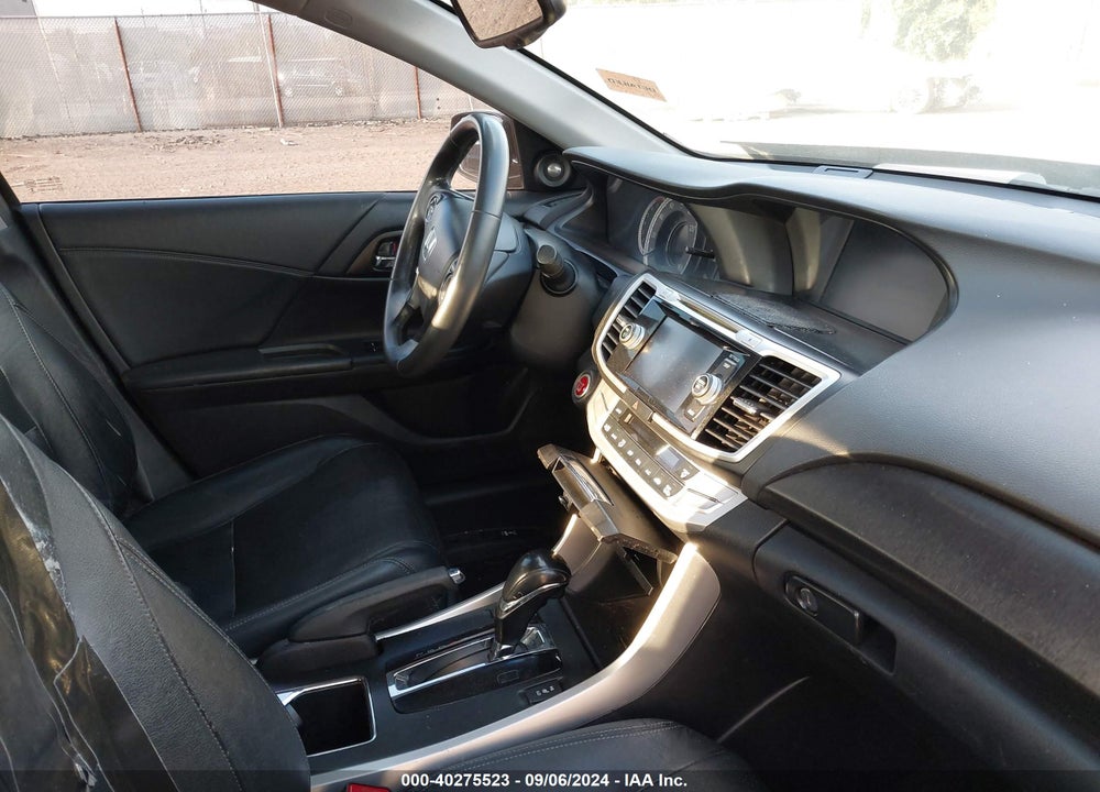 2014 HONDA ACCORD EX-L VIN: 1HGCR2F84EA116090