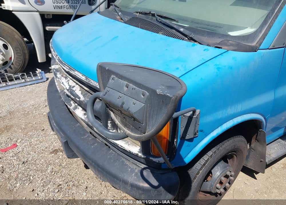 2001 CHEVROLET EXPRESS COMM CUTAWAY VIN: 1GBHG31F511143948