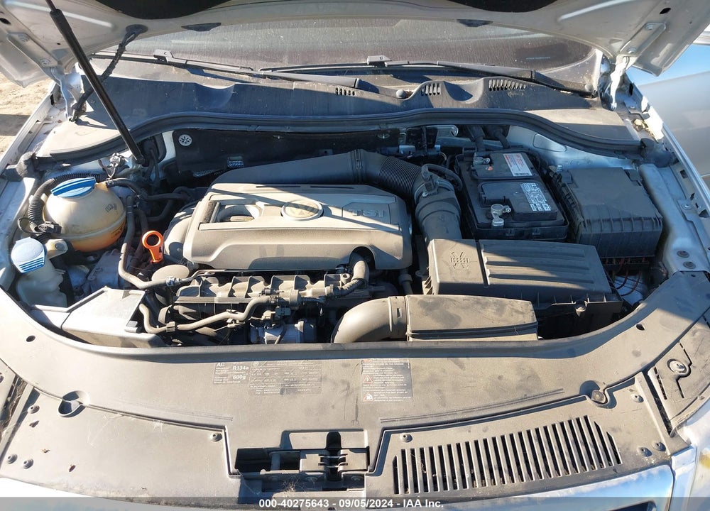 2009 VOLKSWAGEN PASSAT KOMFORT VIN: WVWJK73C59P017443