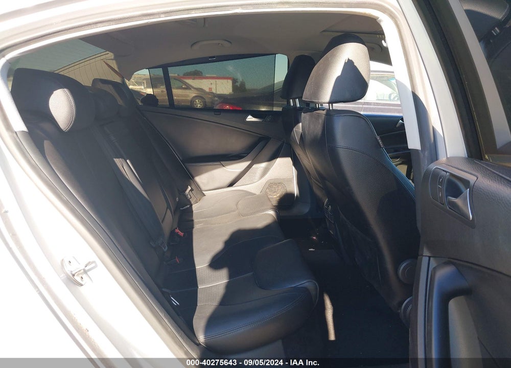 2009 VOLKSWAGEN PASSAT KOMFORT VIN: WVWJK73C59P017443