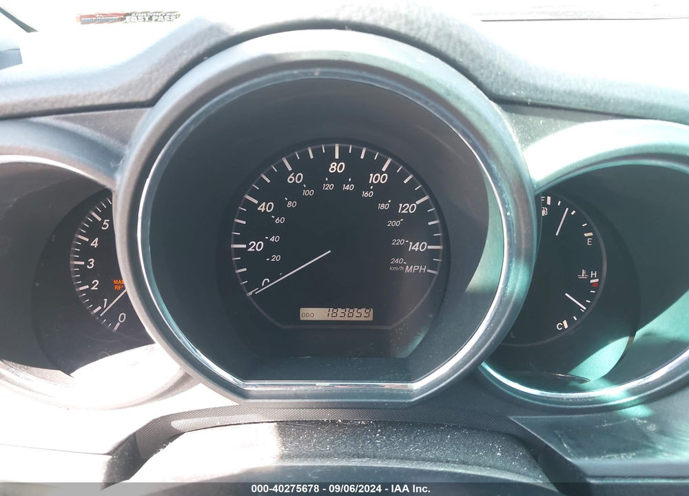 2004 LEXUS RX 330 VIN: 2T2HA31U44C037787