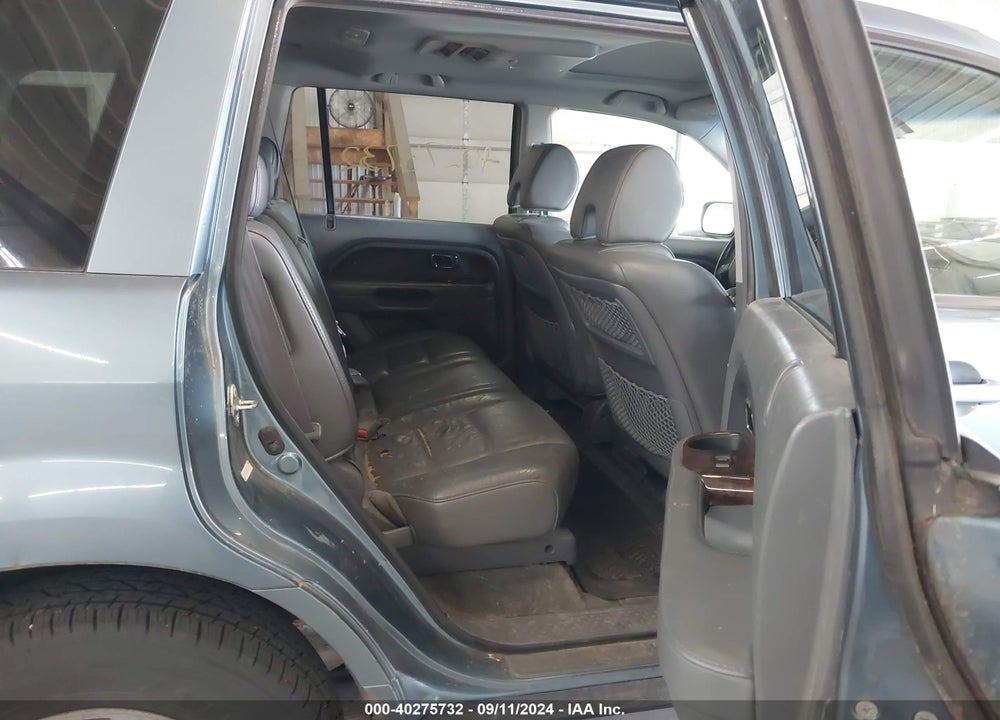 2006 HONDA PILOT EX-L VIN: 5FNYF18696B020094