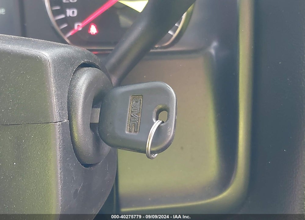 2018 GMC SIERRA 1500 VIN: 1GTV2LEC8JZ368282