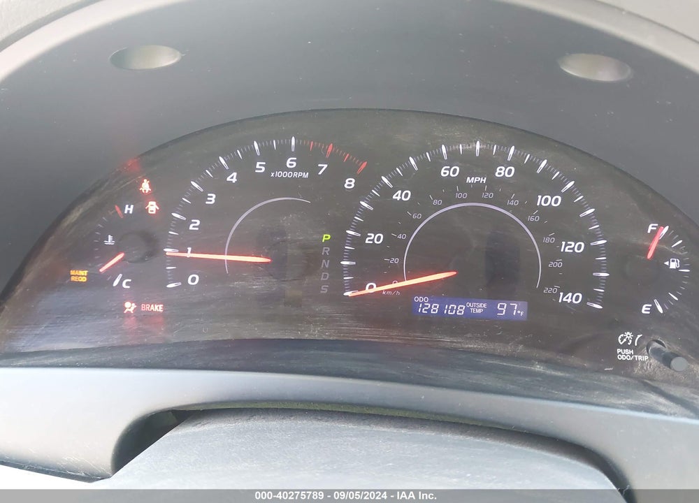 2011 TOYOTA CAMRY LE VIN: JTNBF3EK9B3012213