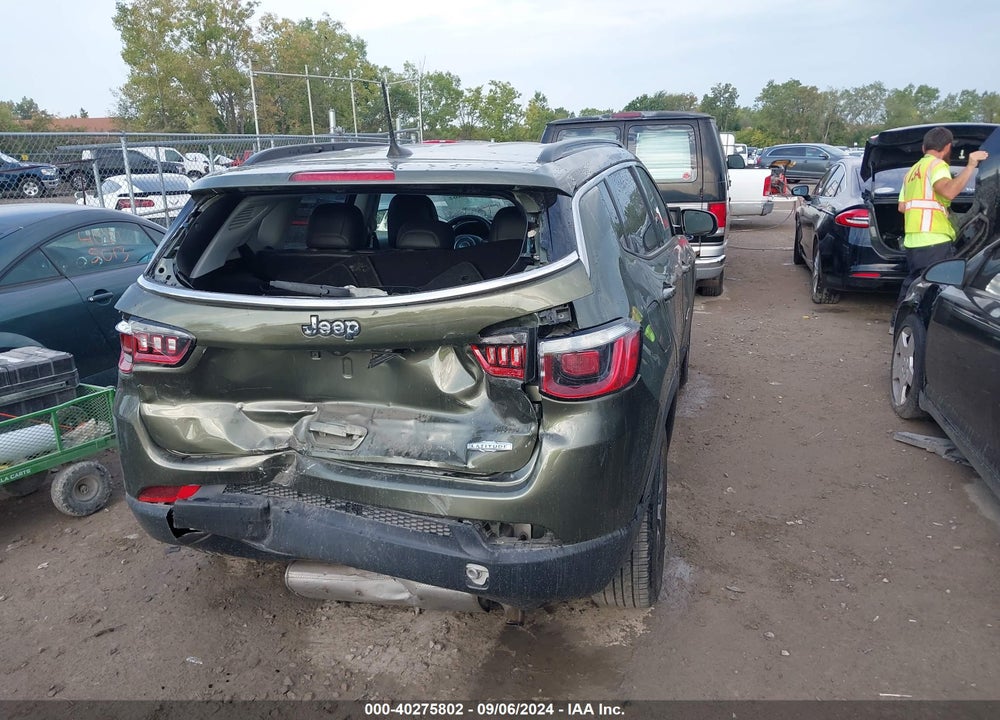 2018 JEEP COMPASS LATITUDE FWD VIN: 3C4NJCBB5JT308658