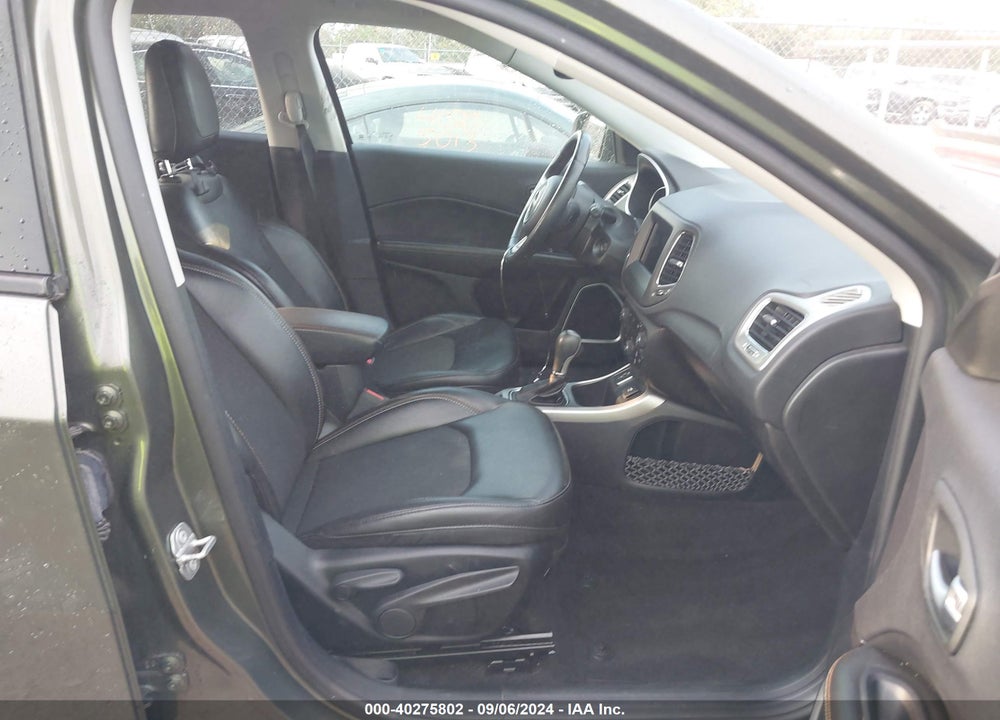 2018 JEEP COMPASS LATITUDE FWD VIN: 3C4NJCBB5JT308658