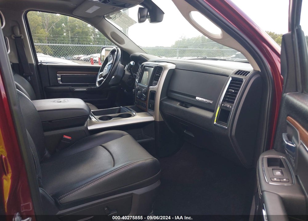 2017 RAM 2500 LAIE  4X4 6'4 BOX VIN: 3C6UR5FJ0HG748590