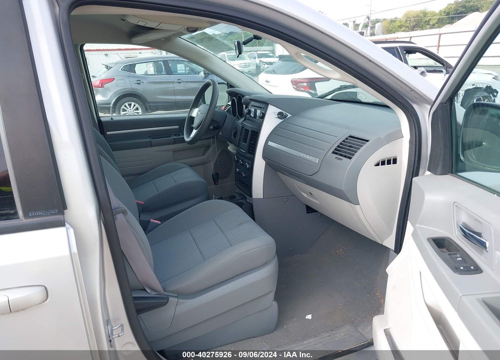 2010 DODGE GRAND CARAVAN SE VIN: 2D4RN4DE0AR111406