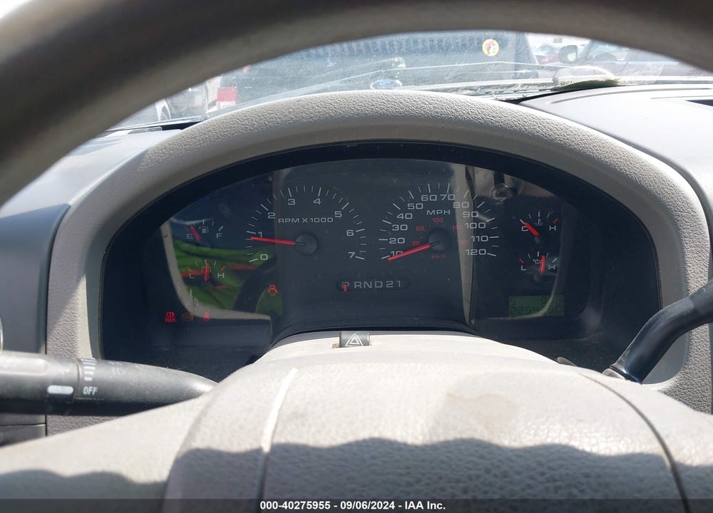 2004 FORD F-150 STX/XL/XLT VIN: 1FTRX12W94NC47651