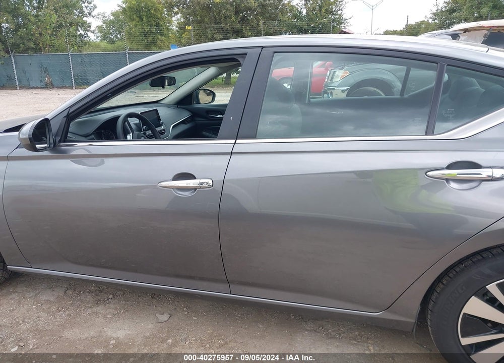 2022 NISSAN ALTIMA SV FWD VIN: 1N4BL4DV0NN384956