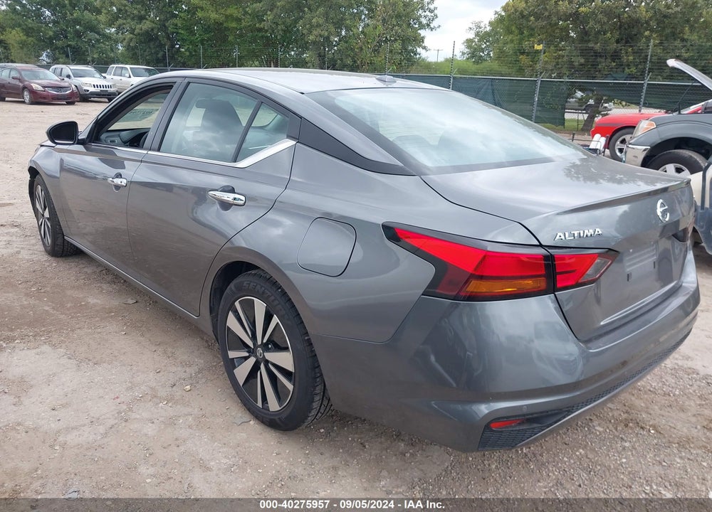 2022 NISSAN ALTIMA SV FWD VIN: 1N4BL4DV0NN384956