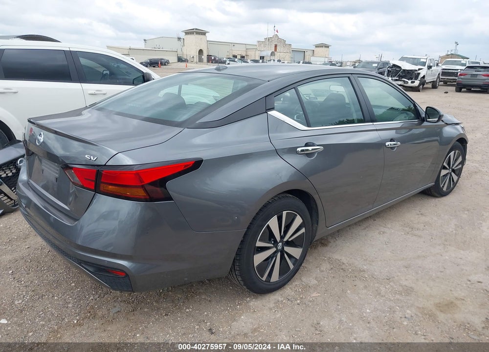 2022 NISSAN ALTIMA SV FWD VIN: 1N4BL4DV0NN384956