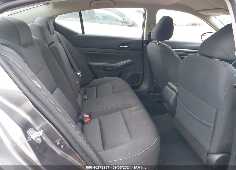 2022 NISSAN ALTIMA SV FWD VIN: 1N4BL4DV0NN384956