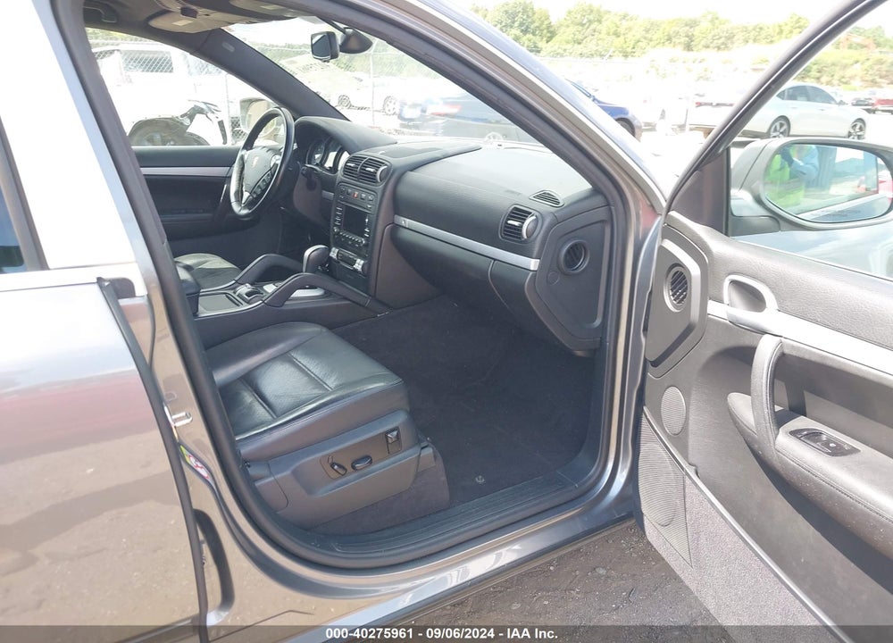 2009 PORSCHE CAYENNE VIN: WP1AA29P99LA05799