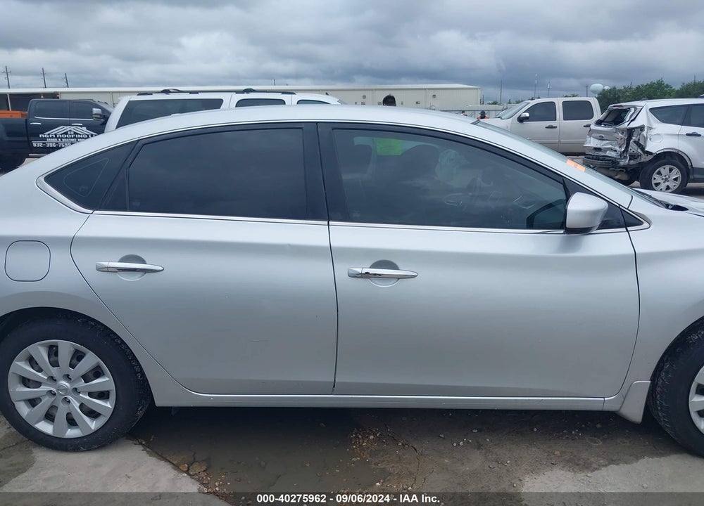 2017 NISSAN SENTRA SV VIN: 3N1AB7AP7HY230092