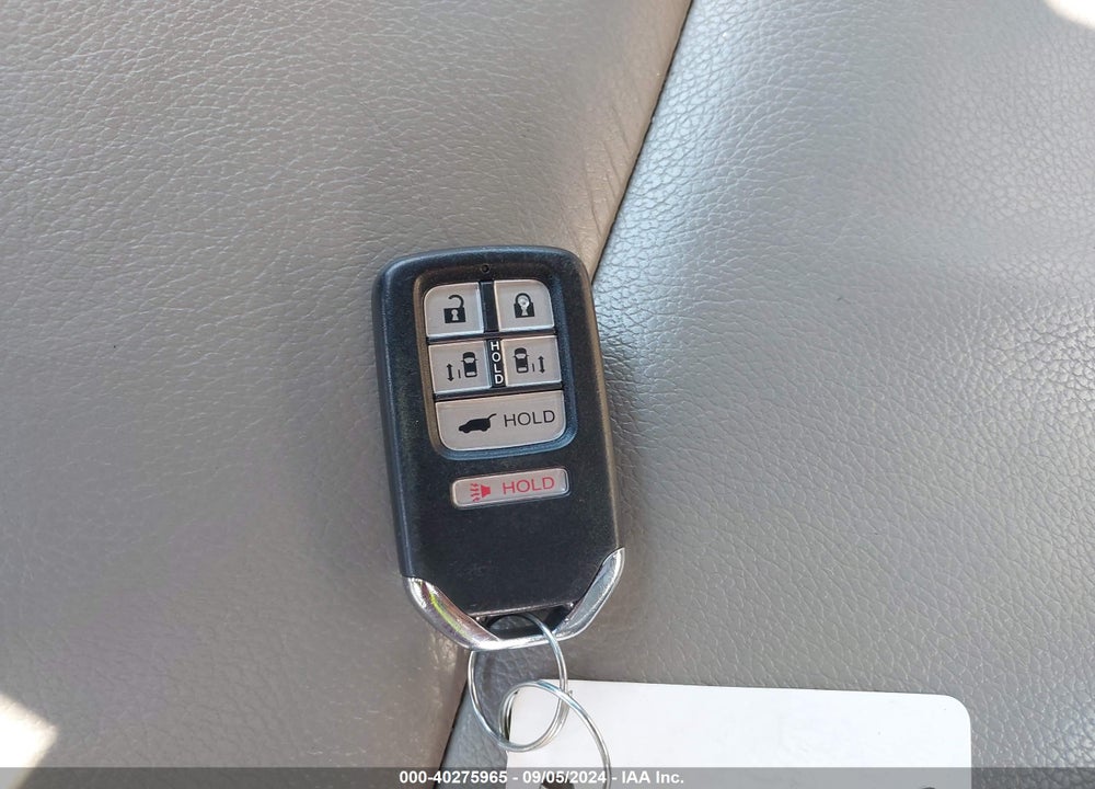 2016 HONDA ODYSSEY EX-L VIN: 5FNRL5H68GB057921