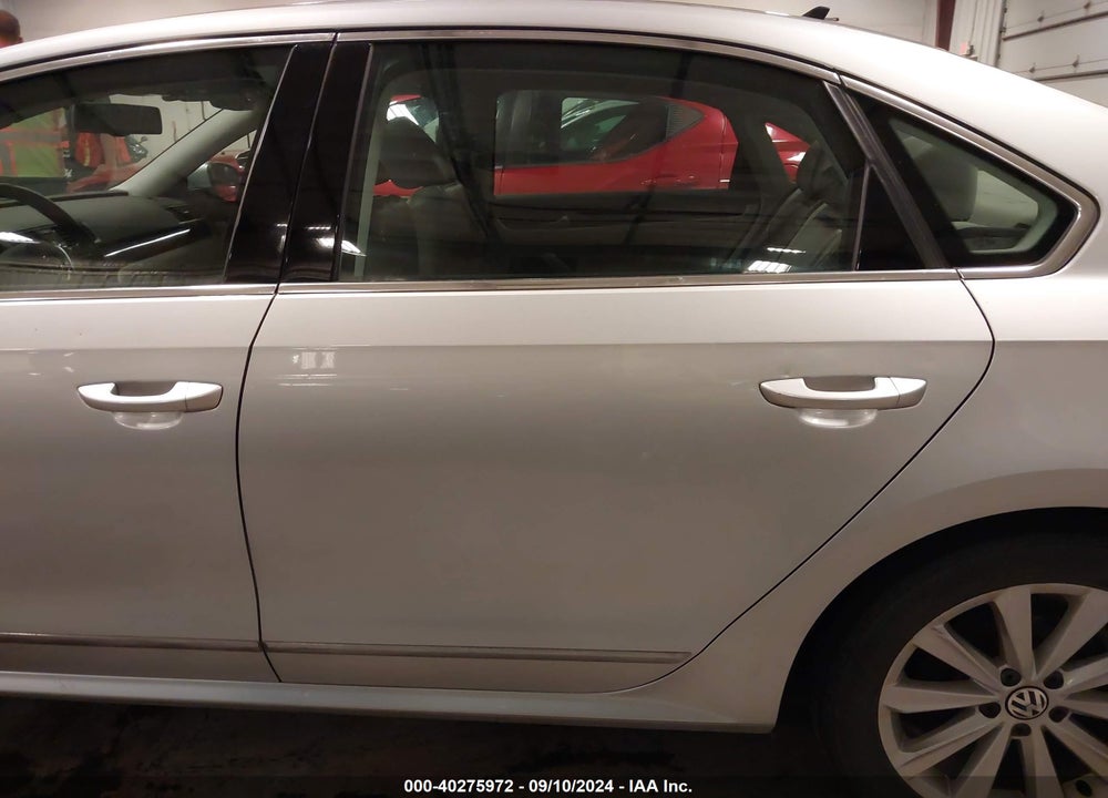2013 VOLKSWAGEN PASSAT 2.5L SEL PREMIUM VIN: 1VWCP7A37DC144379