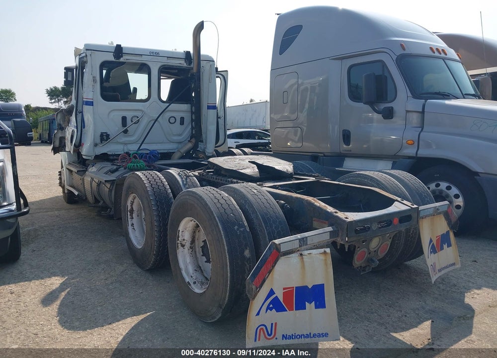 2020 FREIGHTLINER NEW CASCADIA 126 VIN: 3AKJHLDV8LSLL7567