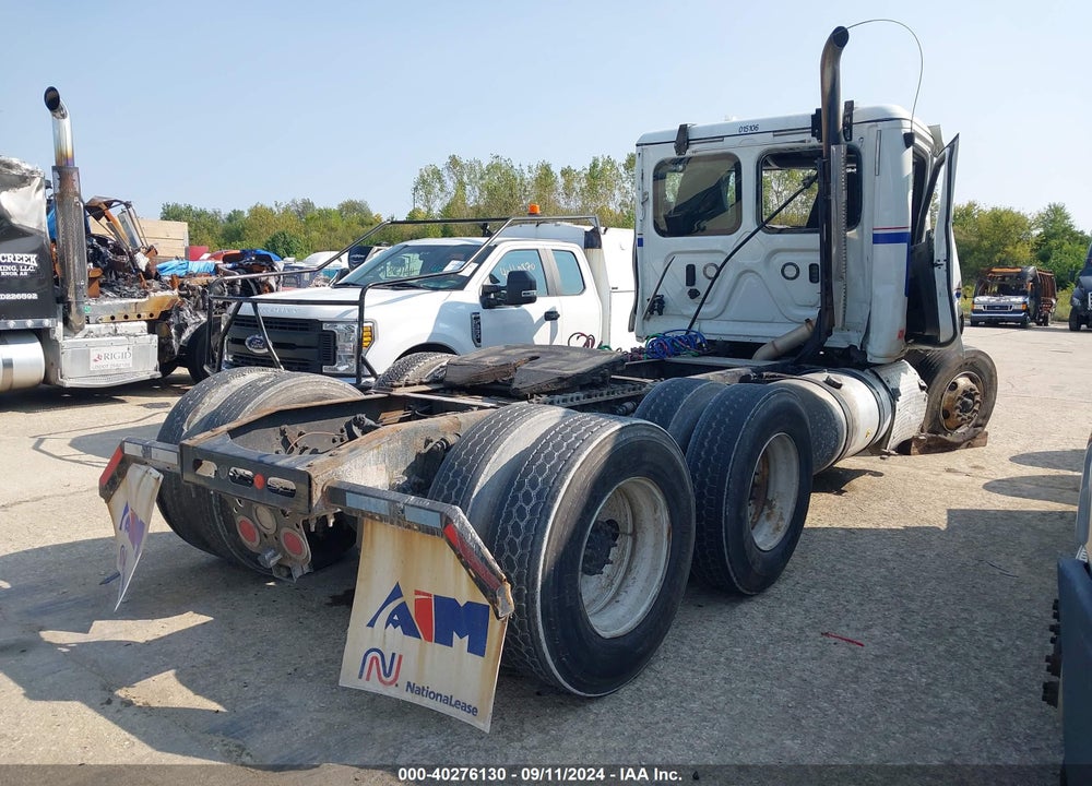 2020 FREIGHTLINER NEW CASCADIA 126 VIN: 3AKJHLDV8LSLL7567