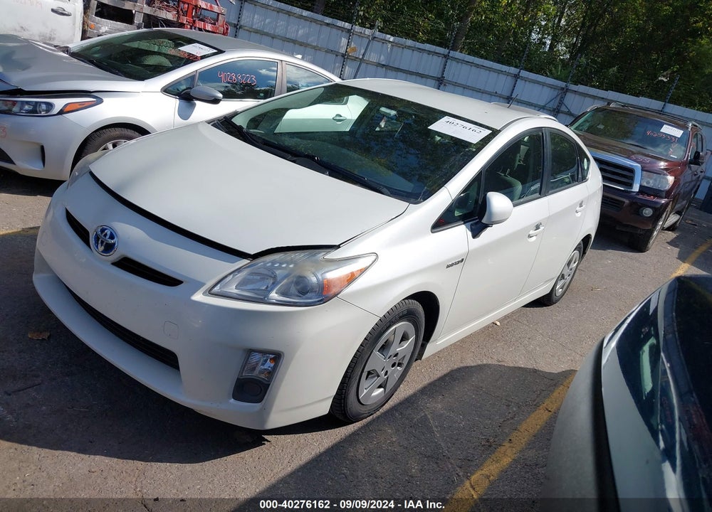 2011 TOYOTA PRIUS TWO VIN: JTDKN3DU6B1441542